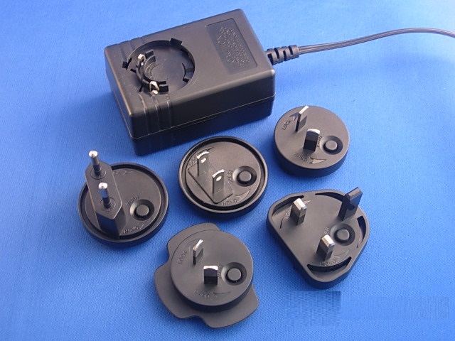 30~36W Interchangeable 62368 Power Adapter